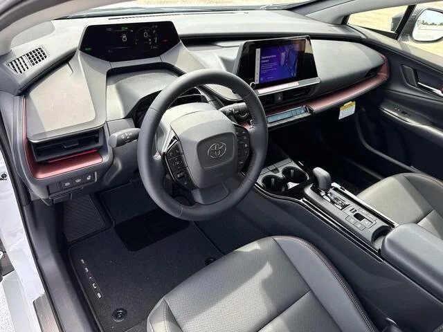 2026 Toyota Prius Plug-in Hybrid XSE - Photo 10