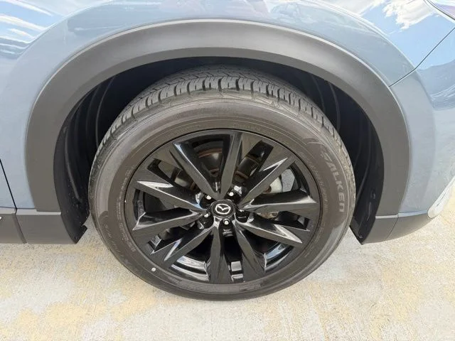 Used 2021 Gray Mazda Carbon Edition image 9