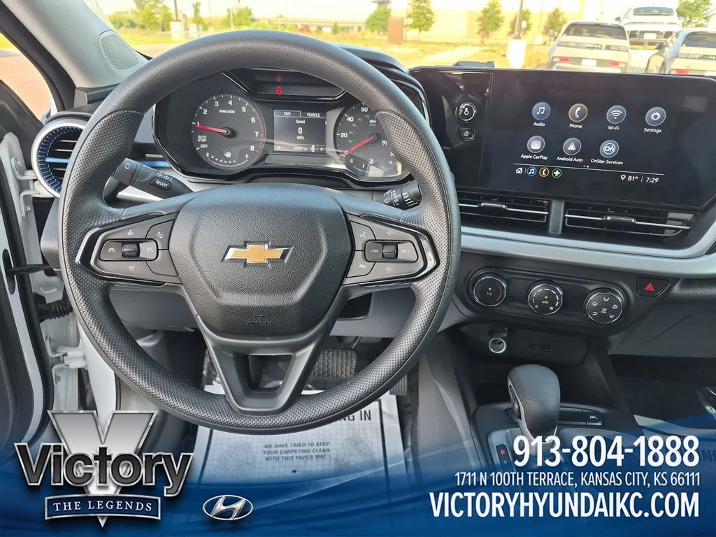 Used 2025 White Chevrolet LS image 13