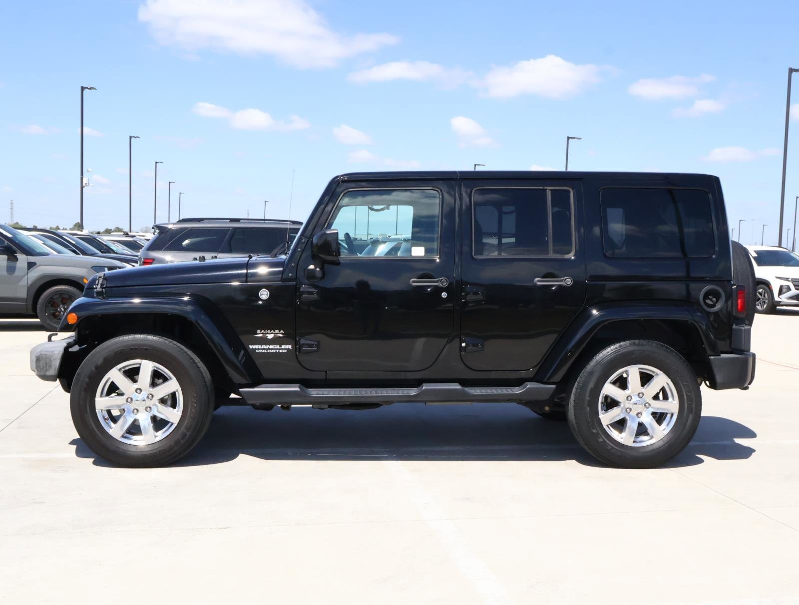 Used 2017 Jeep Wrangler Unlimited Sahara with VIN 1C4HJWEG8HL594291 for sale in Friendswood, TX