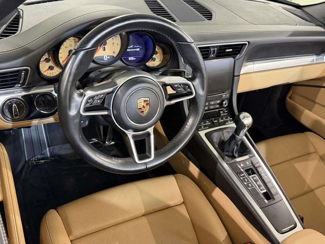 Used 2017 White Porsche Carrera 4S image 4