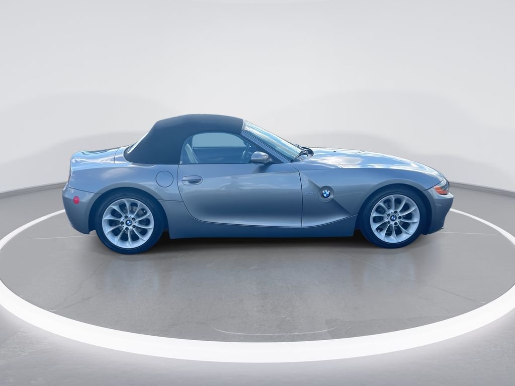 Used 2004 Gray BMW 2.5i image 9
