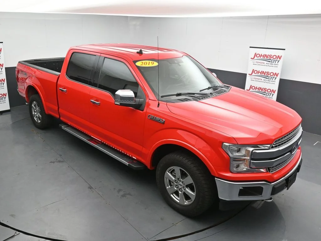 Used 2019 Red Ford Lariat image 24