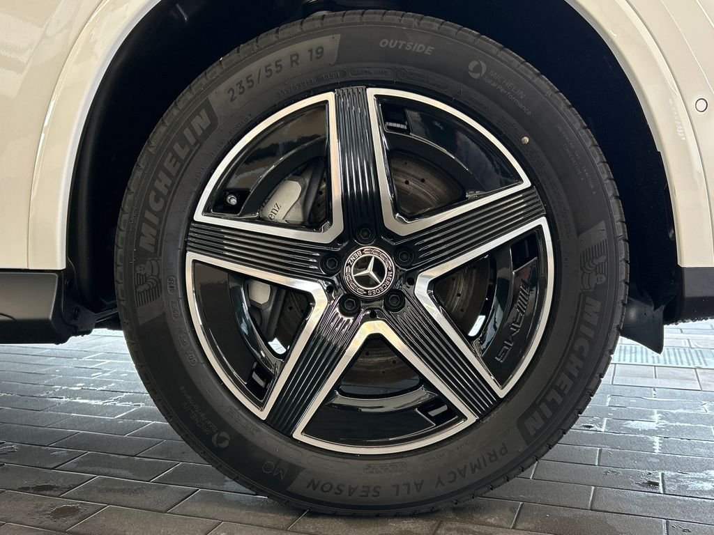New 2027 Polar White Mercedes-Benz GLC 300 image 35