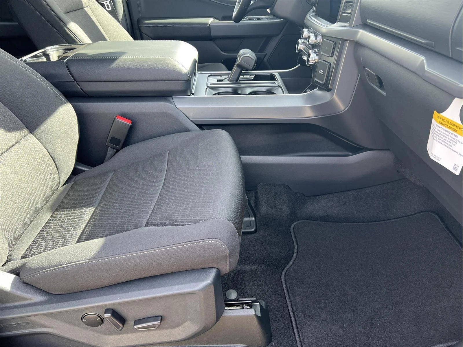 Used 2025 Agate Black Ford XLT image 12