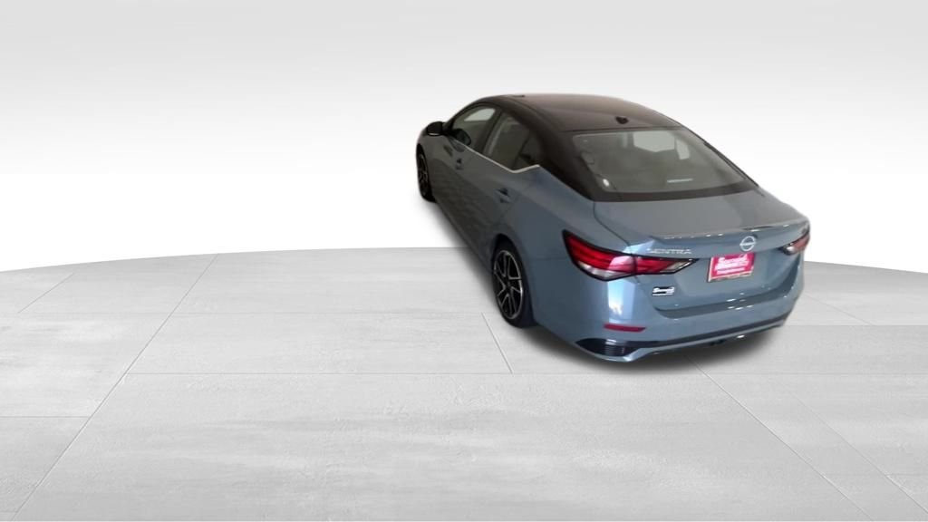 2024 Nissan Sentra SR photo 3
