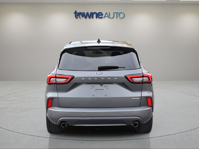 Used 2023 Gray Ford ST-Line image 6