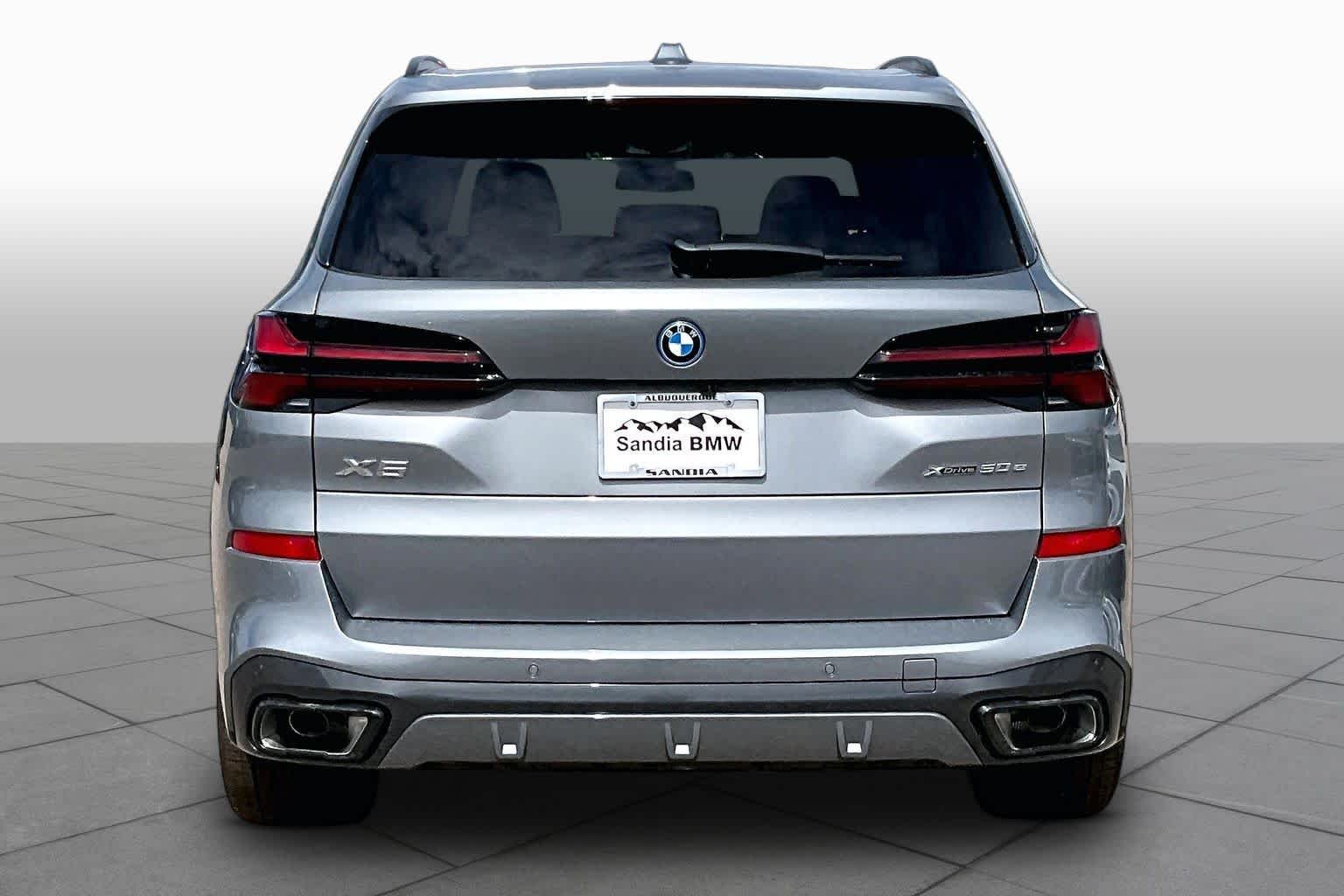 2026 BMW X5 50e - Photo 4