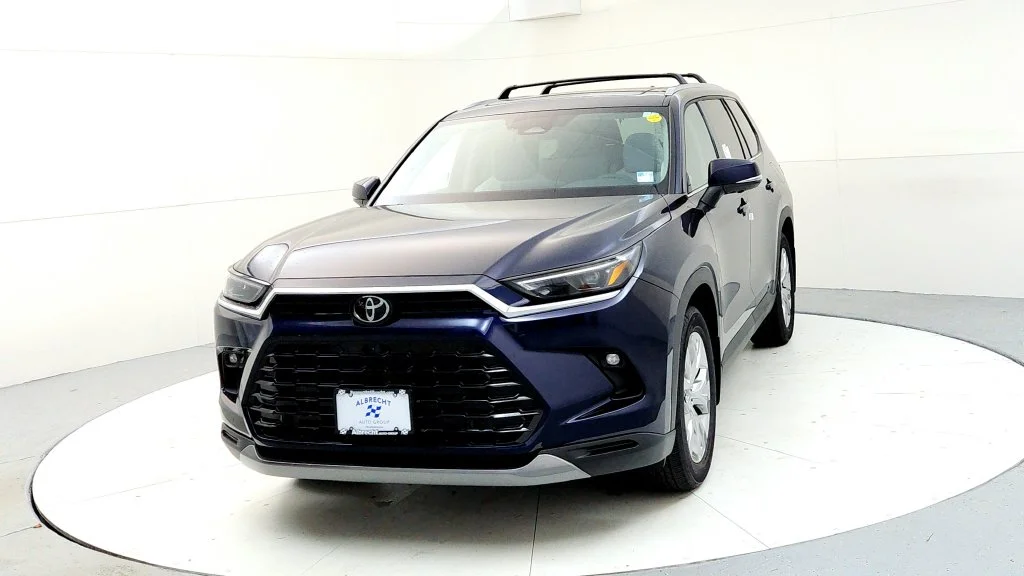 New 2026 Blueprint Toyota Limited image 2