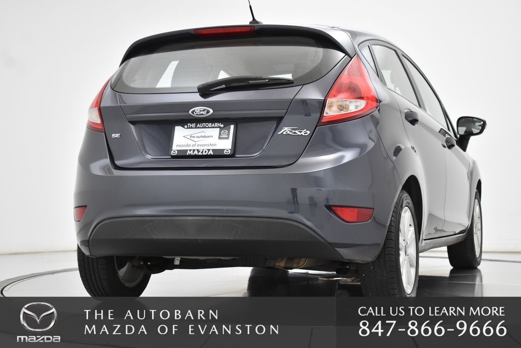 Used 2013 Gray Metallic Ford SE image 22