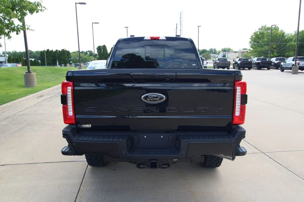 New 2026 Agate Black Metallic Ford F-350® Lariat® image 57
