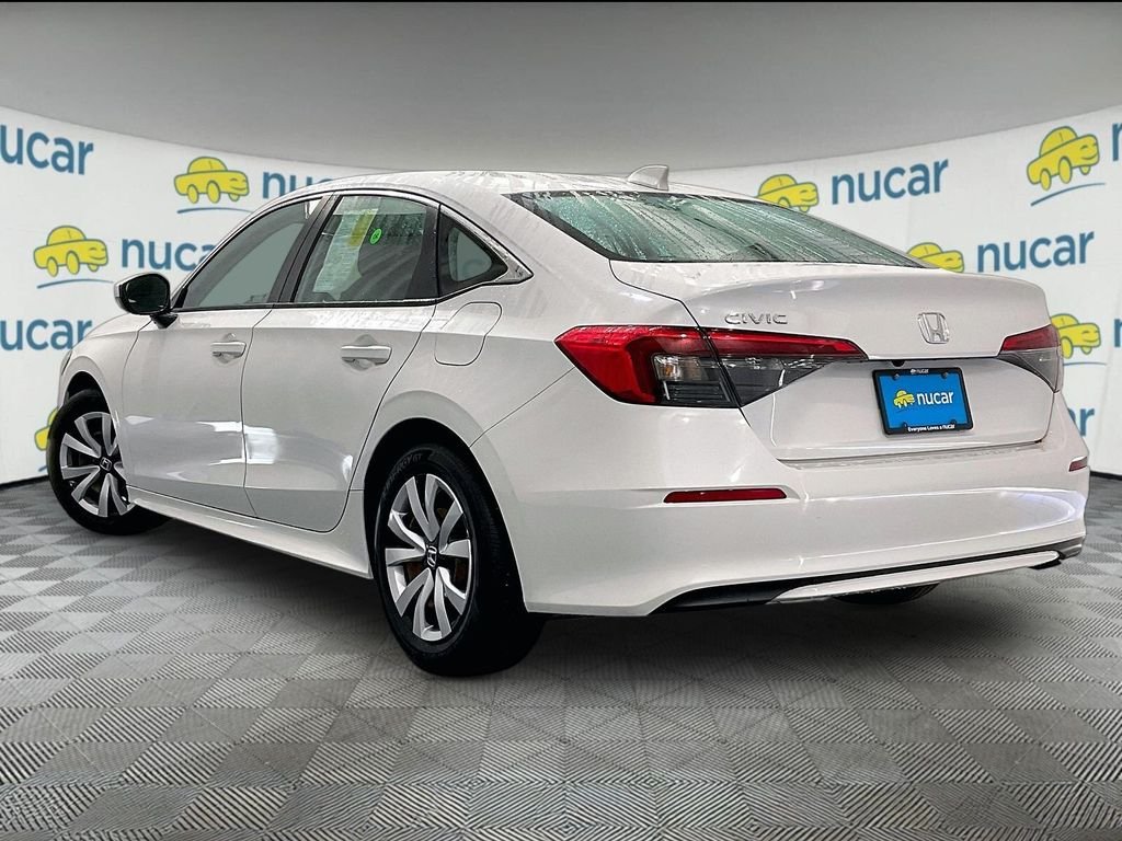 Certified Used 2023 Platinum White Pearl Honda 2.0L 4D LX image 4