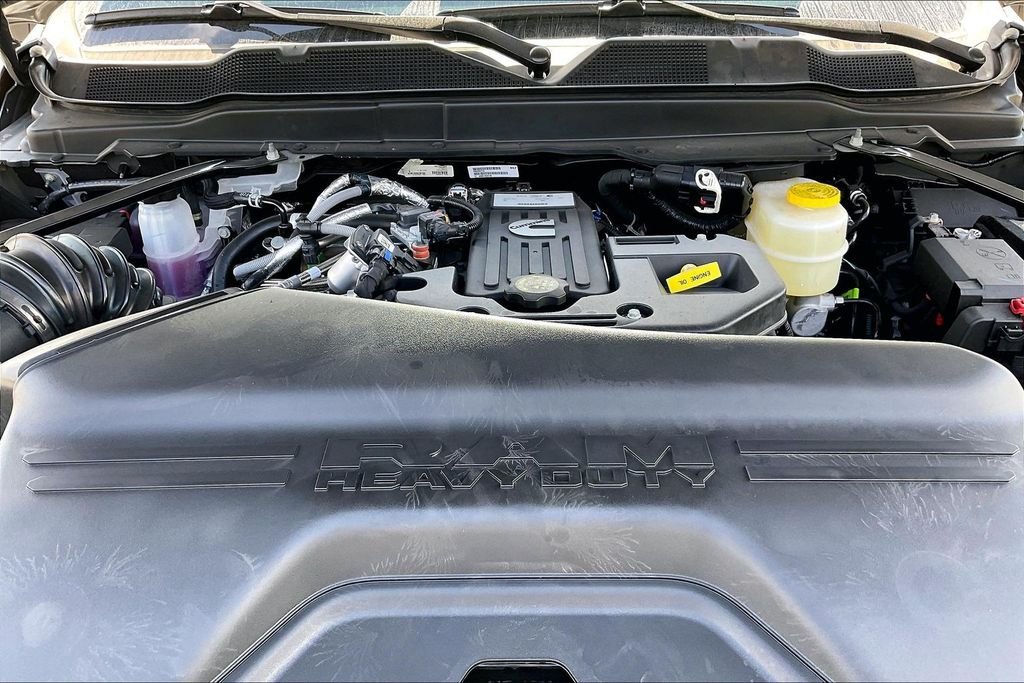 New 2026 Ram 3500 Big Horn 4D Crew Cab