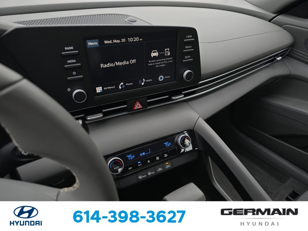 2025 Hyundai Elantra SEL - Photo 24