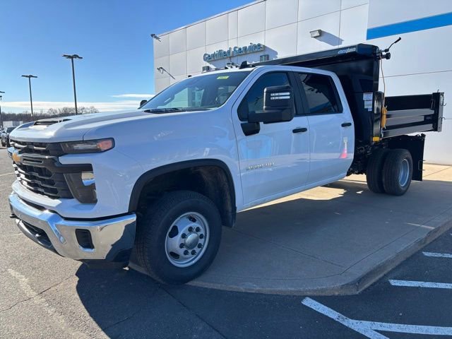 New 2026 Summit White Chevrolet Work Truck image 5