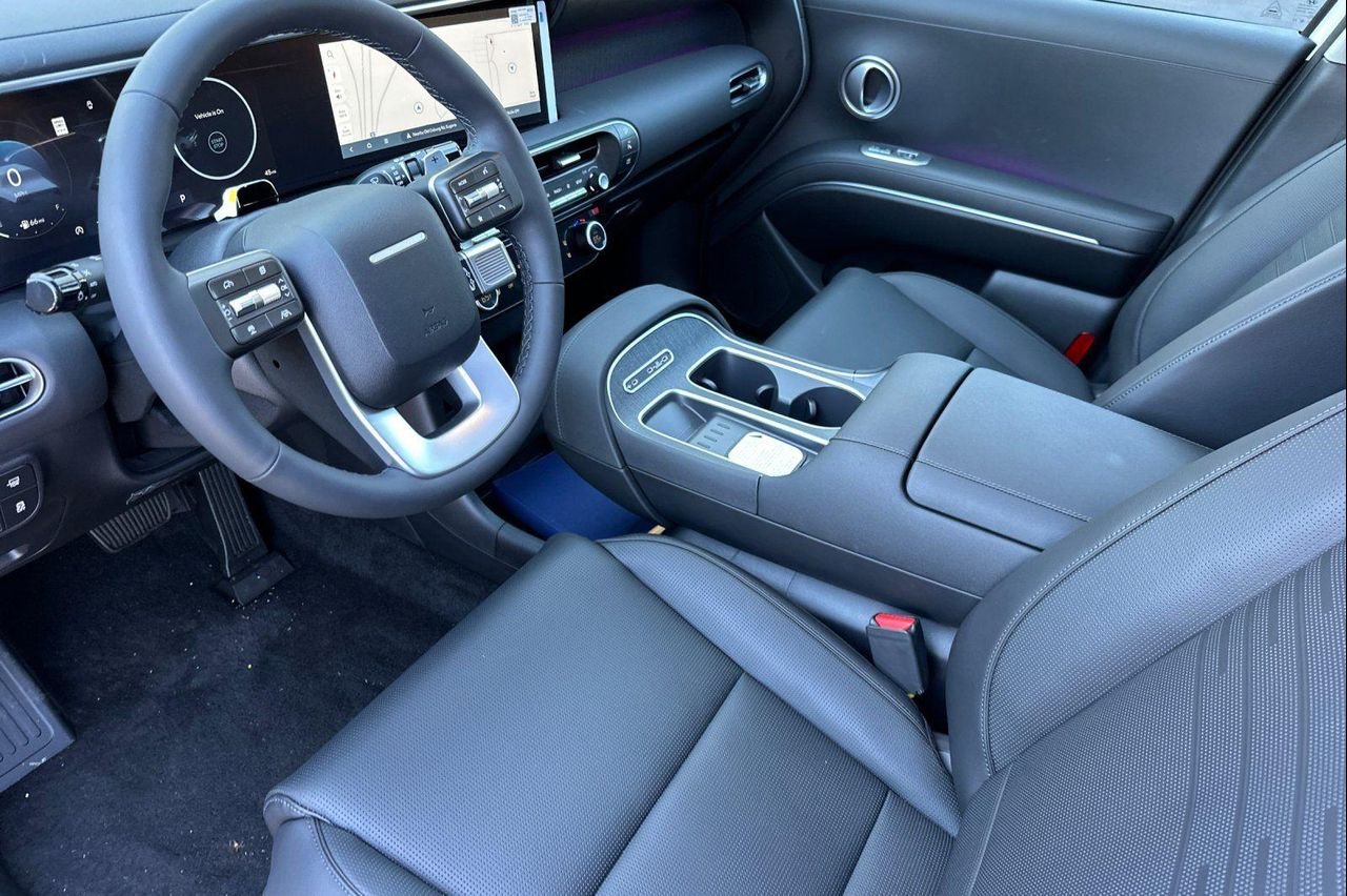 2026 Hyundai Palisade Limited - Photo 9