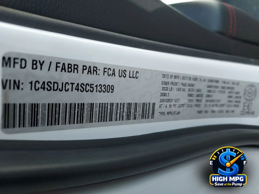 Used 2025 White/off-white Dodge R/T Plus image 37
