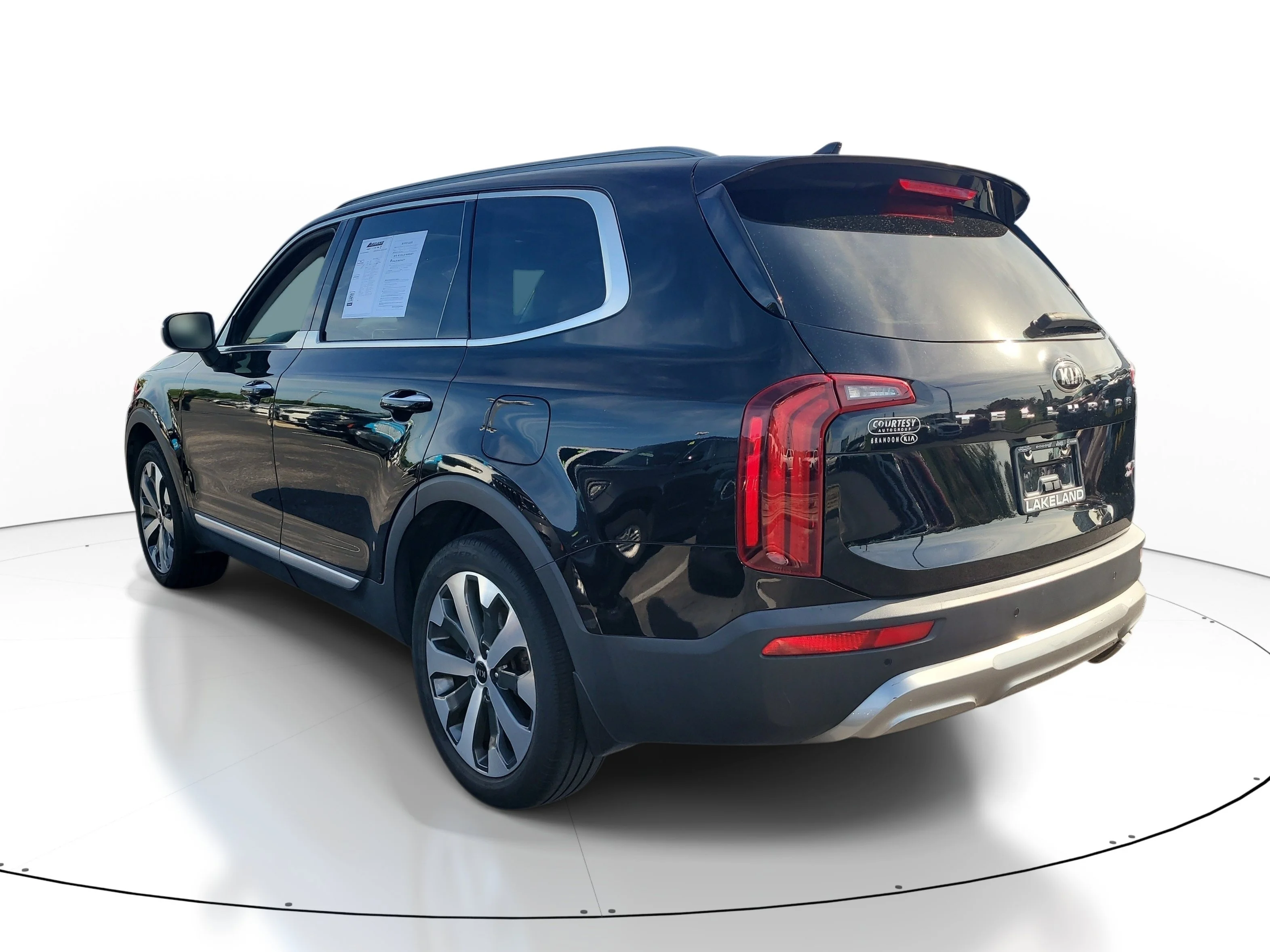 Used 2021 Ebony Black Kia S image 6
