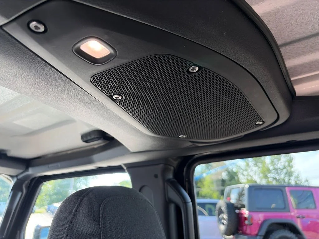Used 2025 Black Jeep Sahara 4xe image 14