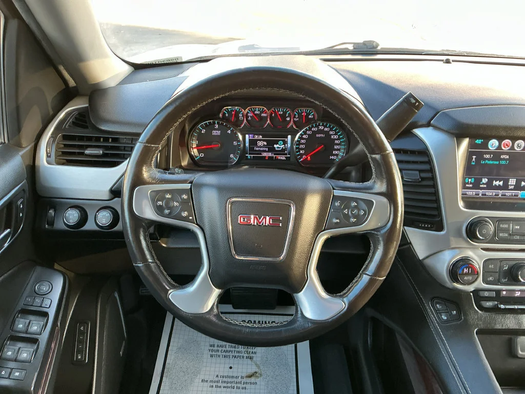 Used 2018 QUICKSILVER METALLIC GMC SLT image 13