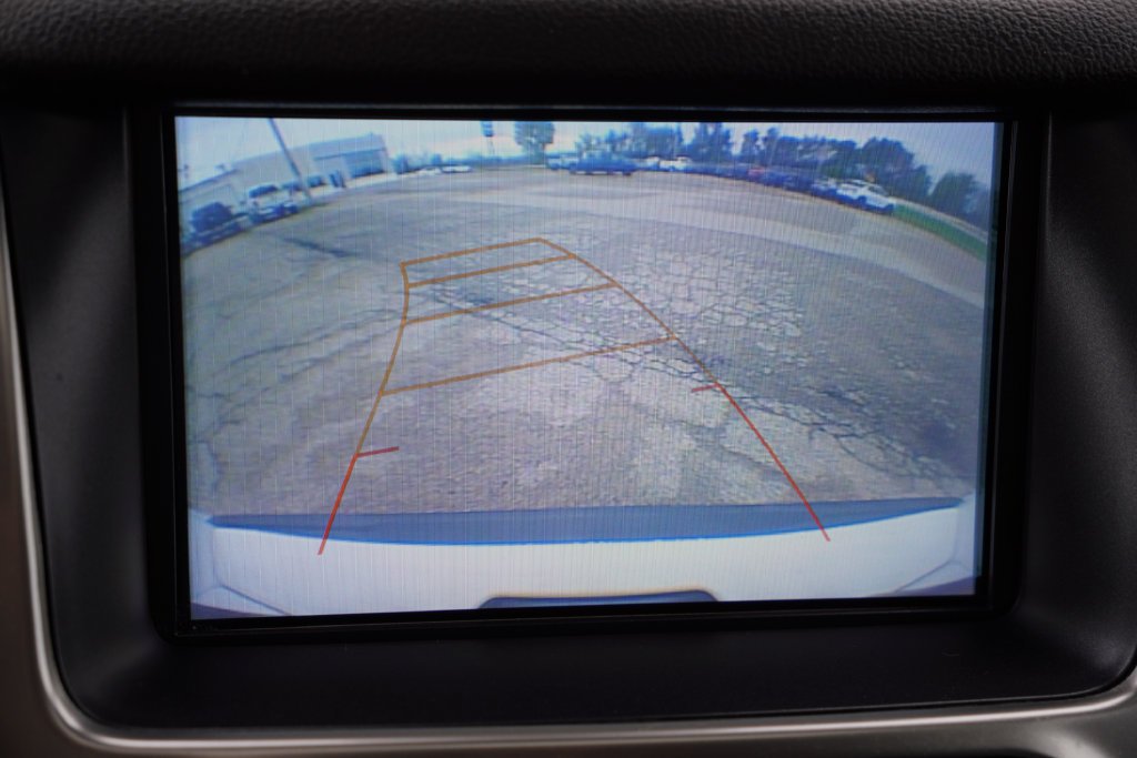 Used 2019 White Chevrolet LT image 38