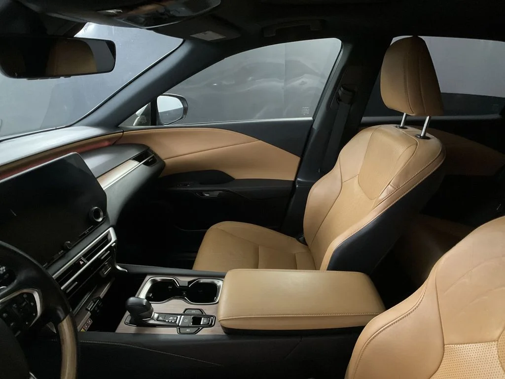 Used 2023 Iridium Lexus 350 Premium Plus image 31