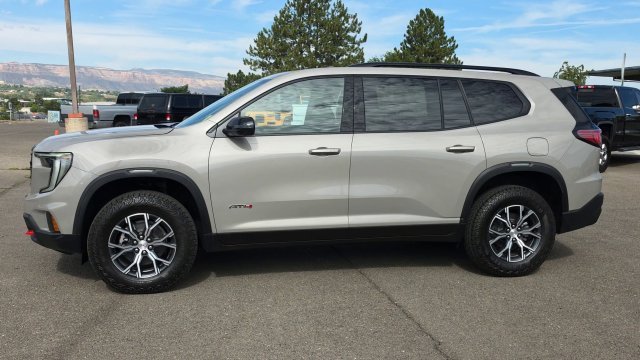 2026 GMC Acadia AT4 - Photo 6