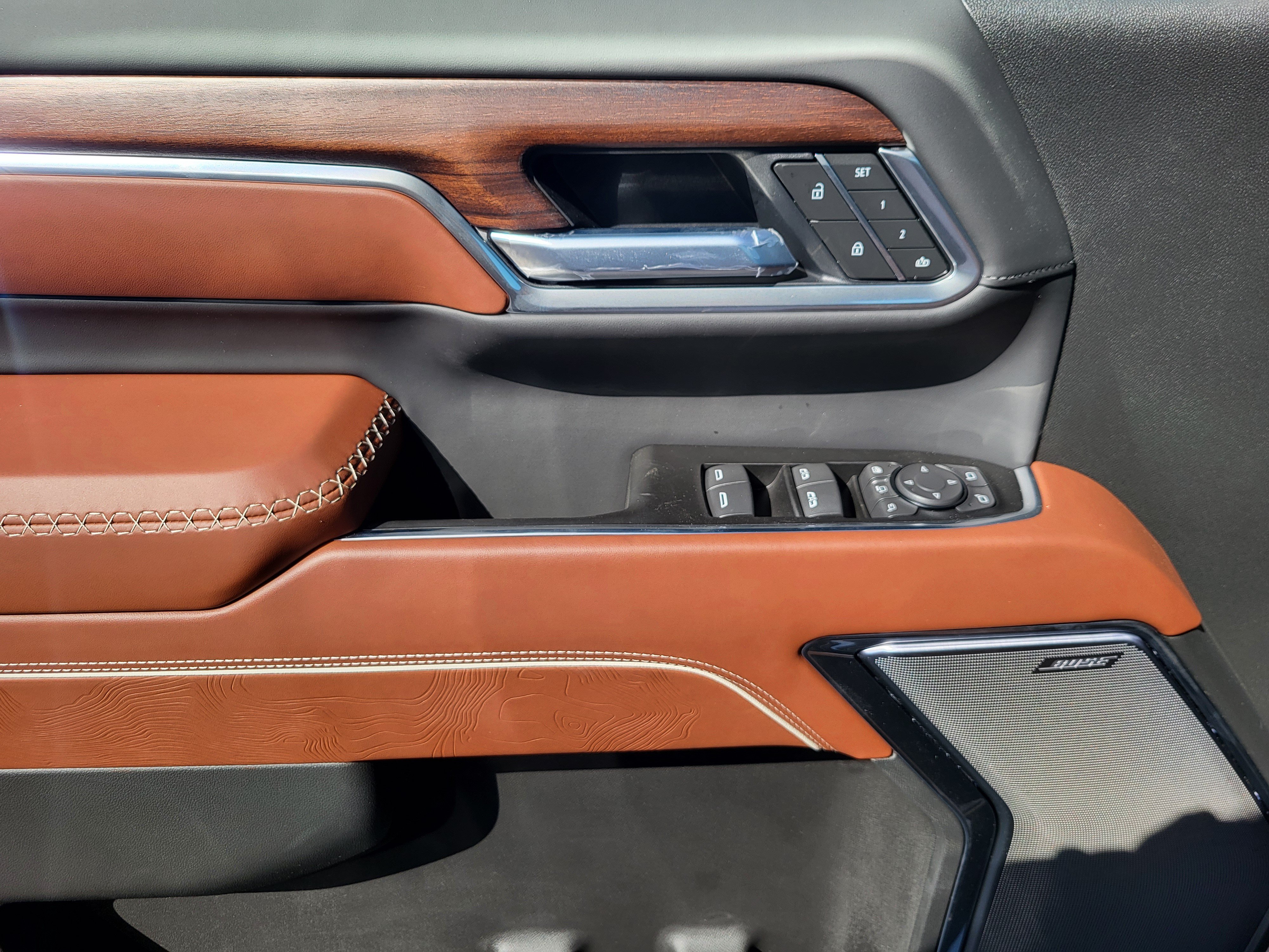 New 2026 Summit White GMC Denali Ultimate image 19