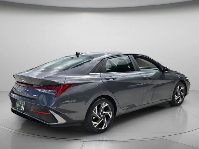 Used 2024 Gray Hyundai Limited image 6