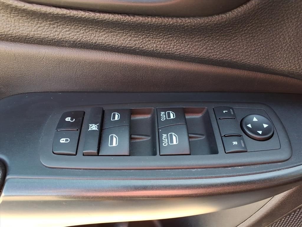 Used 2022 Black Jeep Trailhawk image 19
