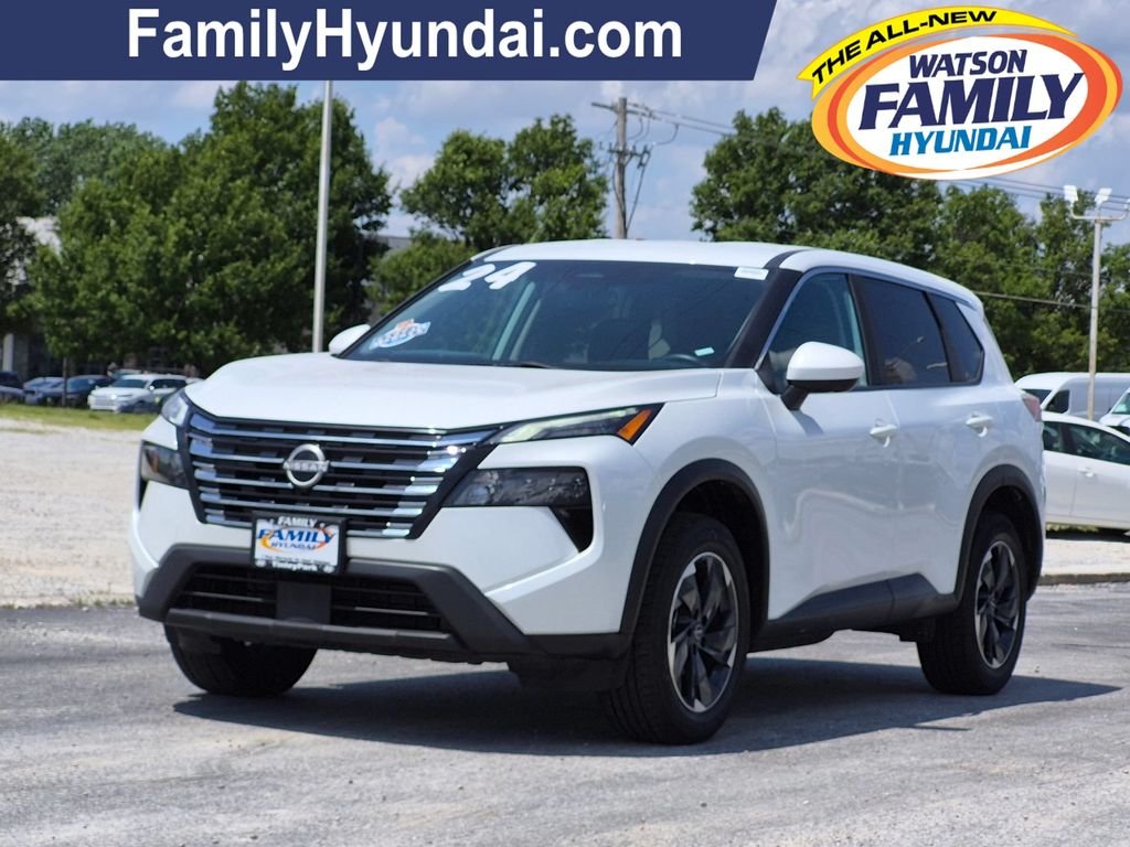 Used 2024 White Nissan SV image 8
