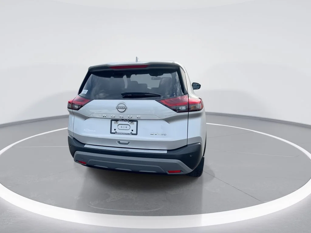 Used 2023 Silver Nissan SV image 7
