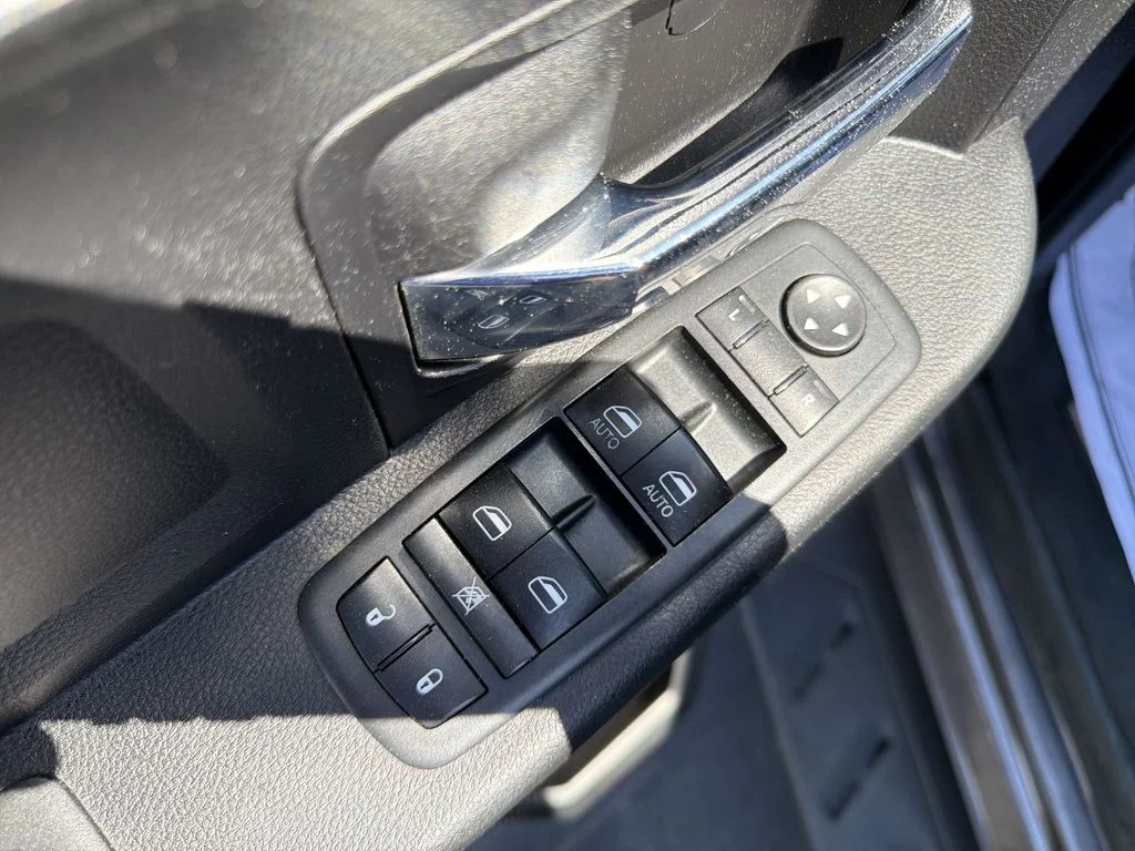 Used 2020 Gray Ram SLT image 19