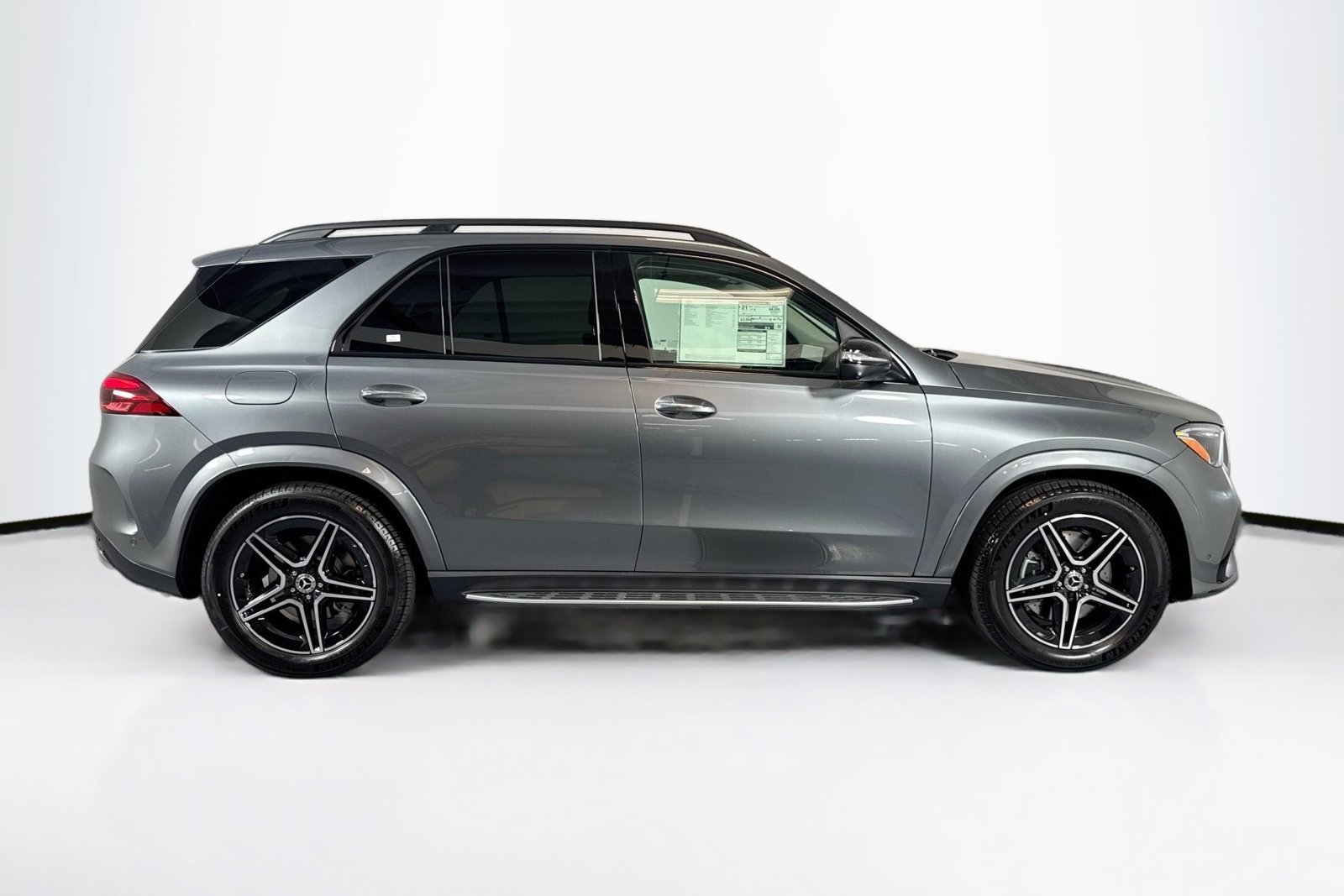 New 2026 Selenite Grey Metallic Mercedes-Benz GLE 450 image 4