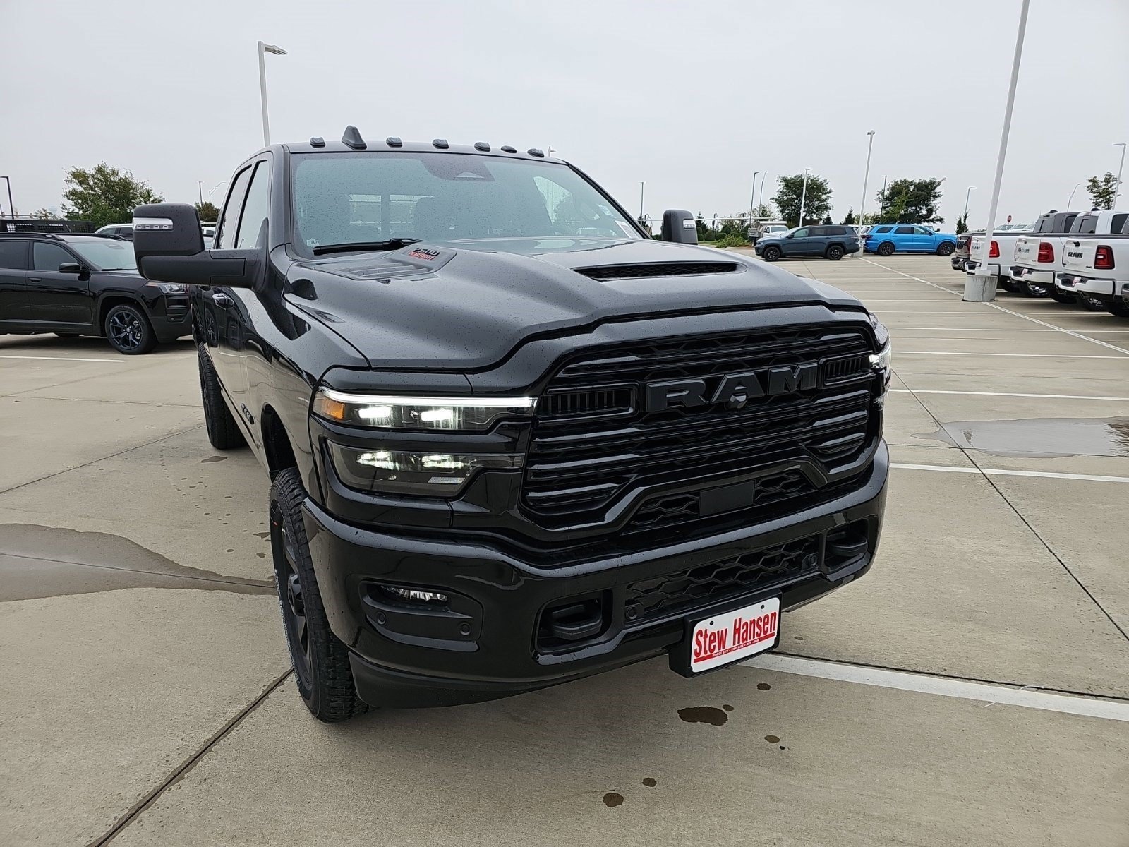 New 2026 Diamond Black Crystal Pearlcoat Ram Laramie image 7