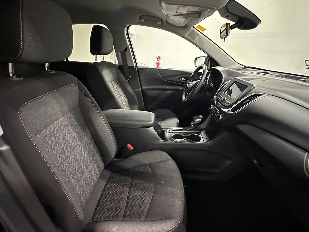 Used 2022 Black Chevrolet LT image 27