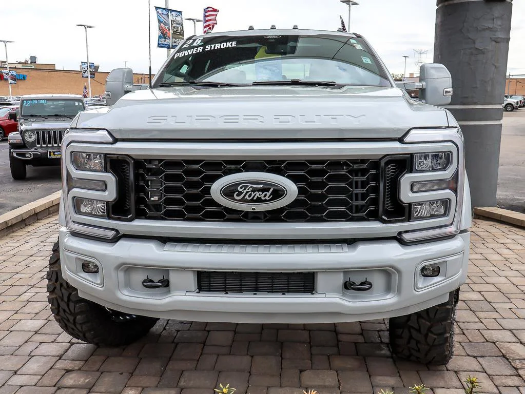 Used 2026 Avalanche Ford LARIAT image 5