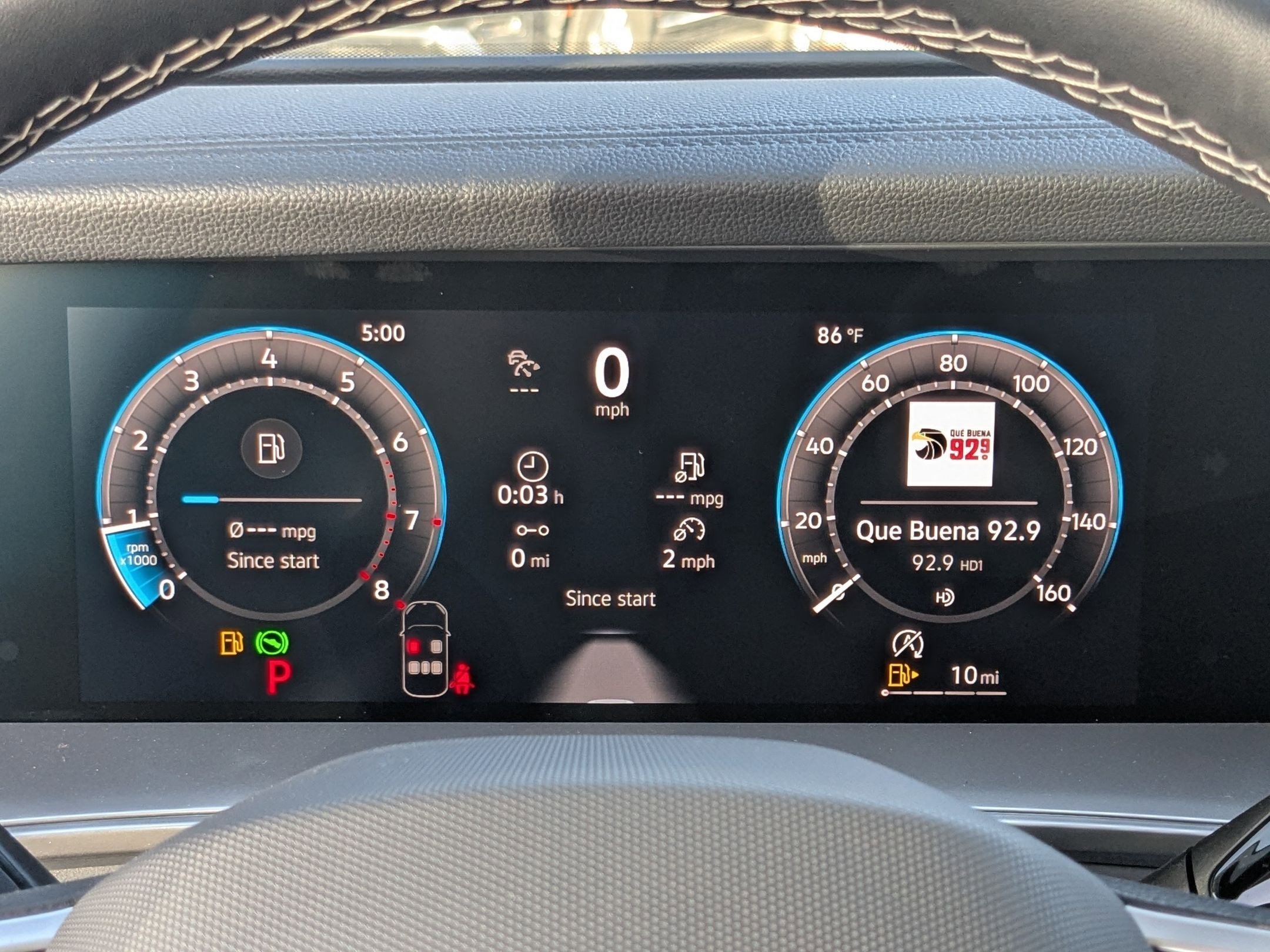 New 2026 Platinum Gray Metallic Volkswagen SE image 10