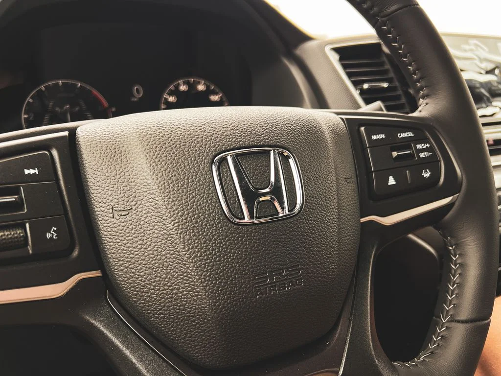 New 2026 Sonic Gray Pearl Honda RTL image 32