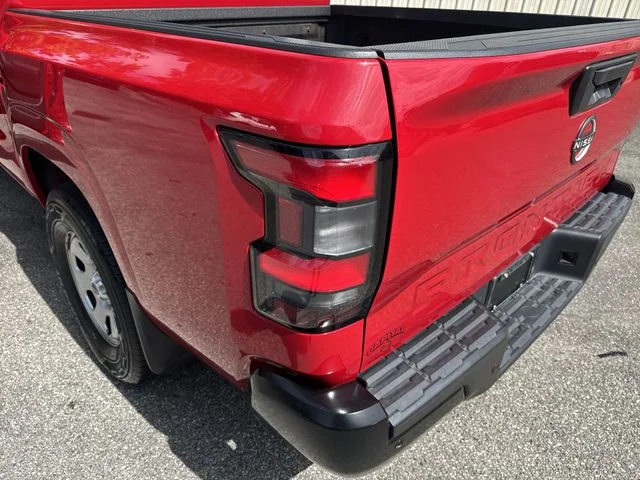 Used 2022 Red Nissan S image 32