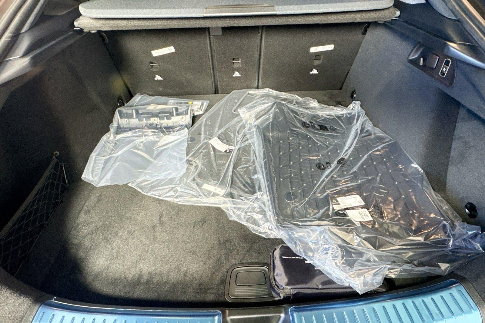 New 2026 Cirrus Silver Metallic Mercedes-Benz AMG® GLE 53 image 24