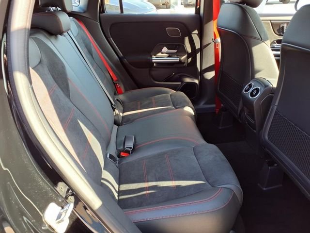 2026 Mercedes-Benz GLA AMG GLA 35 - Photo 19