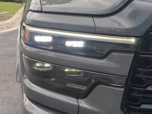 New 2027 Ceramic Gray Clear-Coat Exterior Paint RAM  image 10