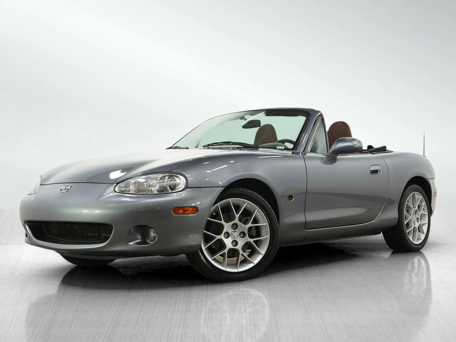 Used 2002 Mazda Miata SE with VIN JM1NB353520224579 for sale in White Bear Lake, Minnesota