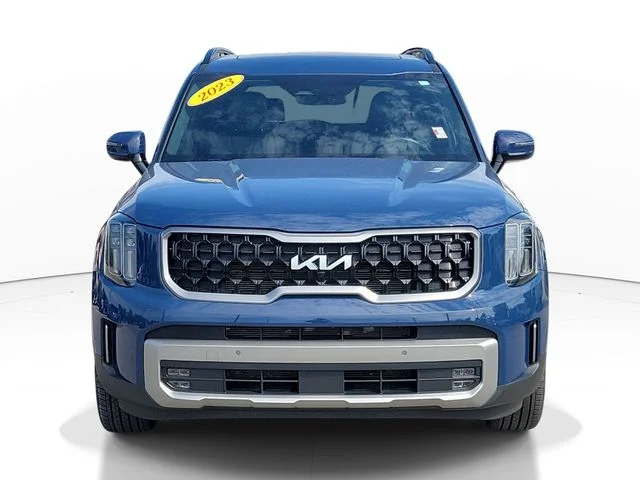Used 2023 Black Kia SX X-Line image 2