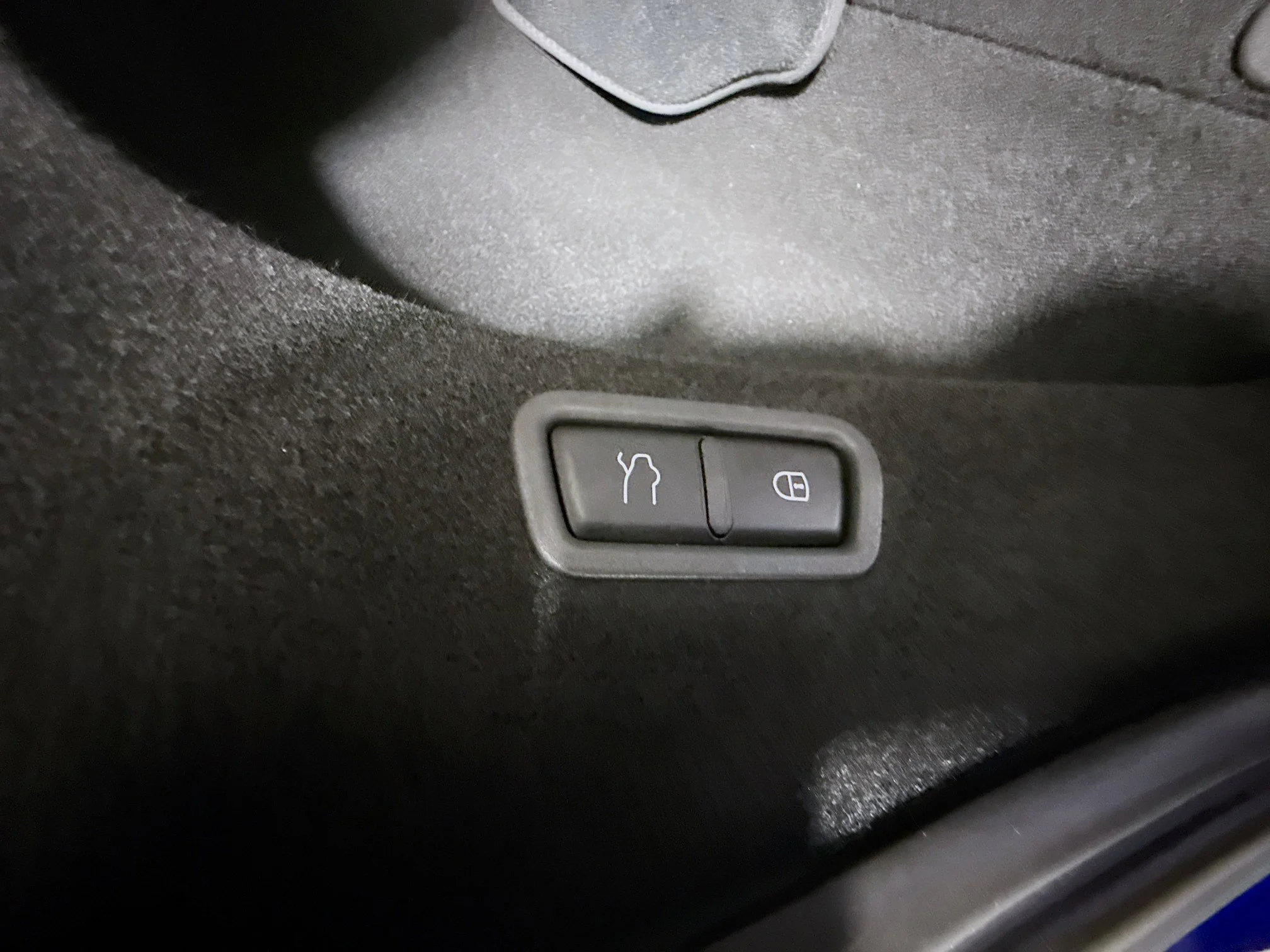 Used 2023 Blu Emozione Metallic Maserati GT image 39