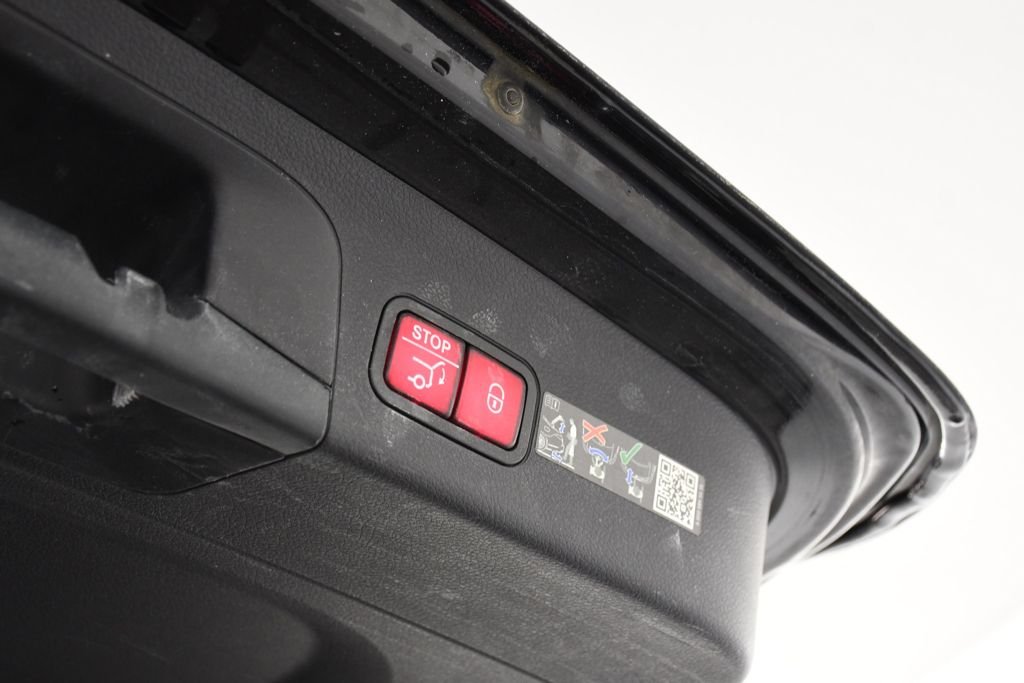 Used 2022 Obsidian Black Metallic Mercedes-Benz GLS 450 image 24