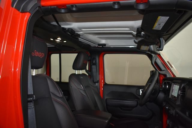 Used 2023 Red Jeep 4x4 image 16