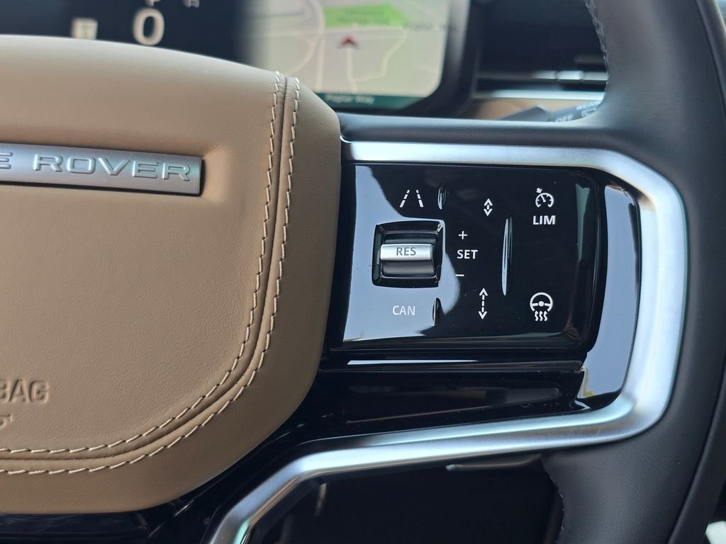 New 2026 Fuji White LAND ROVER SE image 18