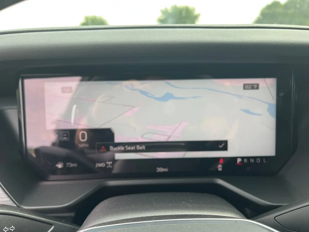 2026 GMC Acadia AT4 - Photo 9